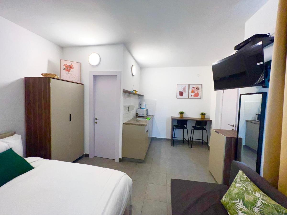 Aspentlv - Hacarmel Market Apartments & Studios Tel Aviv Esterno foto